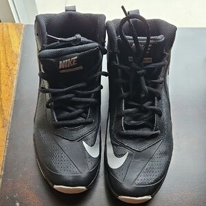 Nike Kids Black and White Shoes